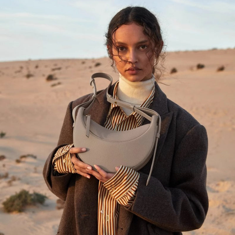 Unisex -2025 Niche Design Shoulder Crossbody Bag Women'S Crocodile Pattern Crescent Moon Bag Genuine Leather Underarm Bag Saddle Bag