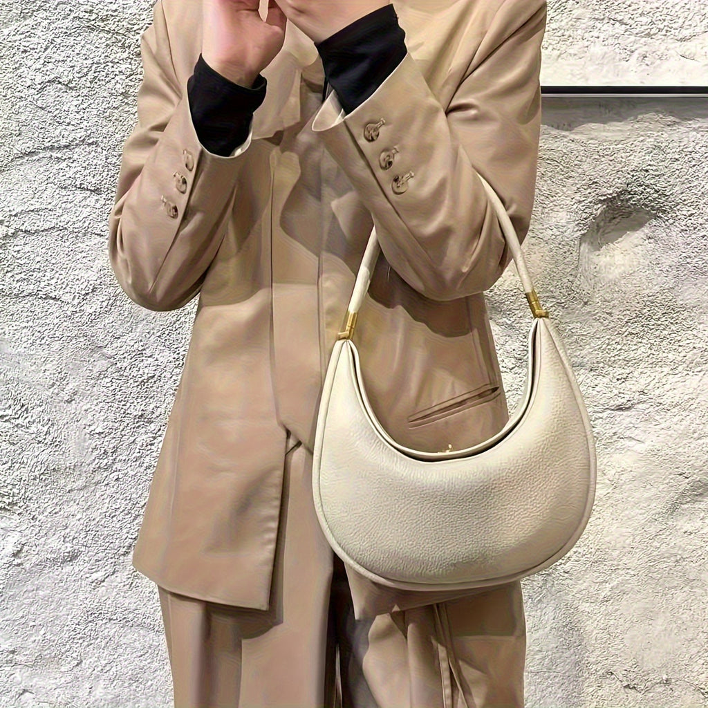 Stylish New Medium Crescent Handbag with Premium Feel, Suitable for All Four Seasons